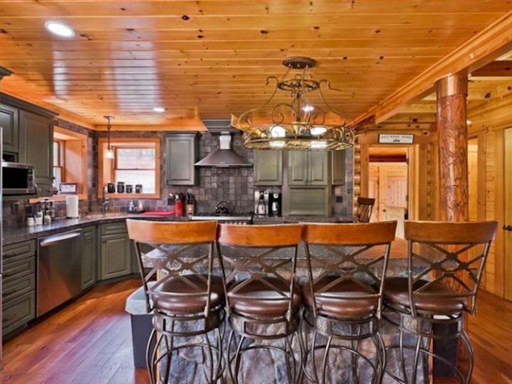 Moose Lake Ranch — lodge and grounds