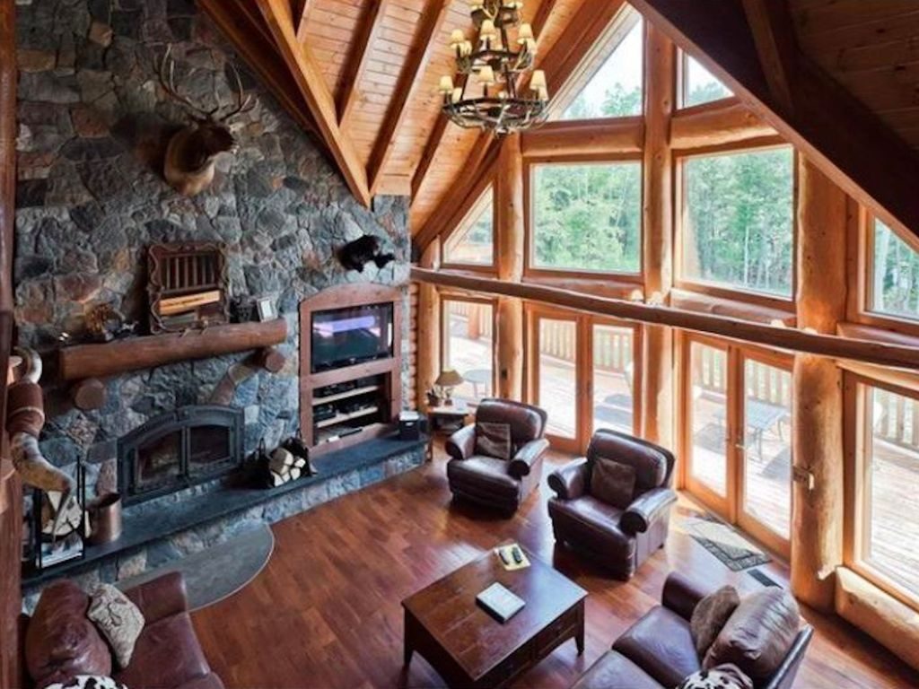 Moose Lake Ranch — lodge and grounds