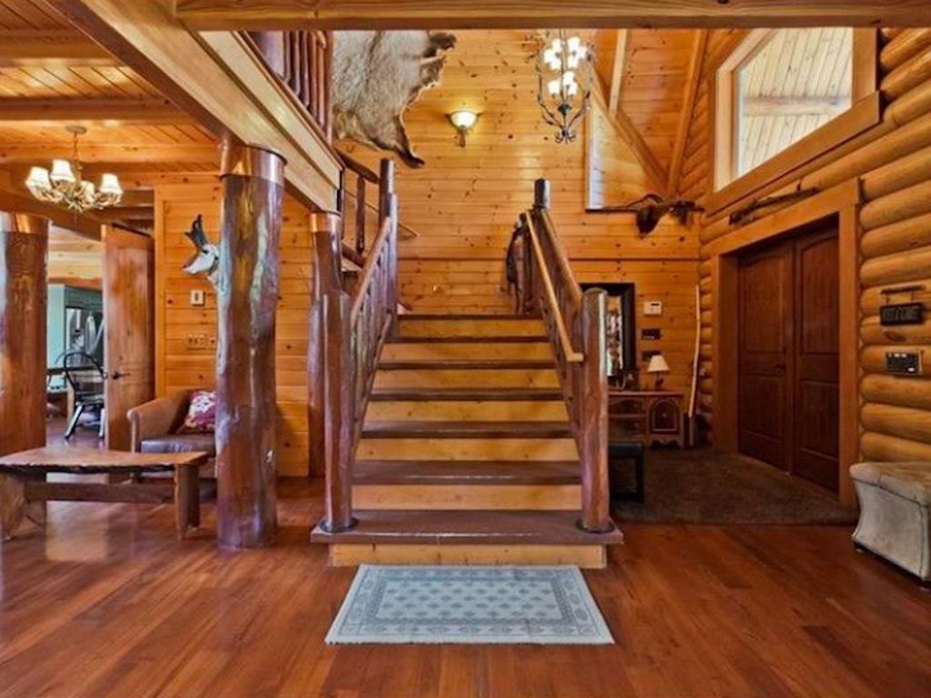 Moose Lake Ranch — lodge and grounds
