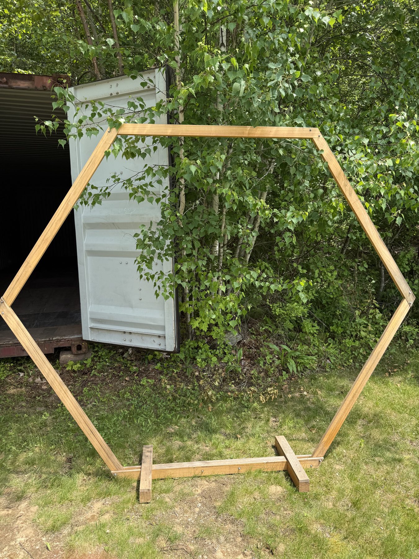 The octagon wedding arbor at the ceremony site