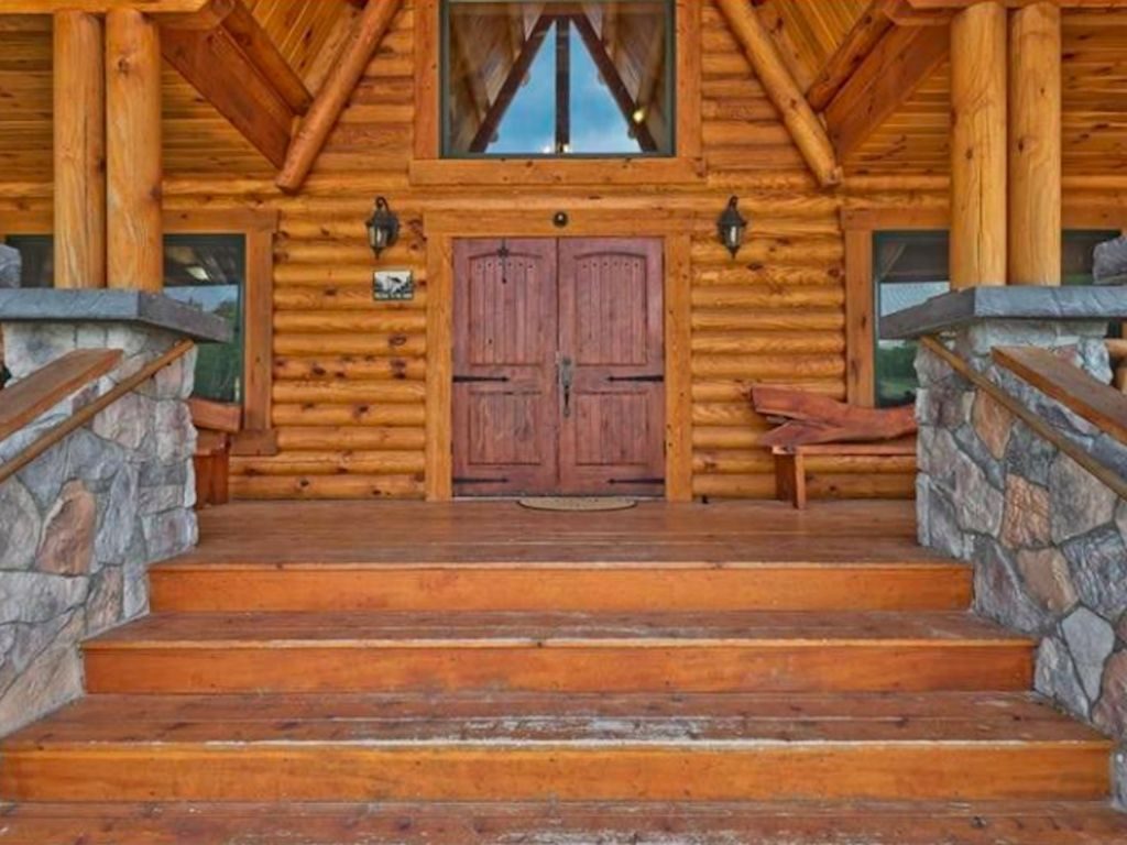 Moose Lake Ranch — lodge and grounds